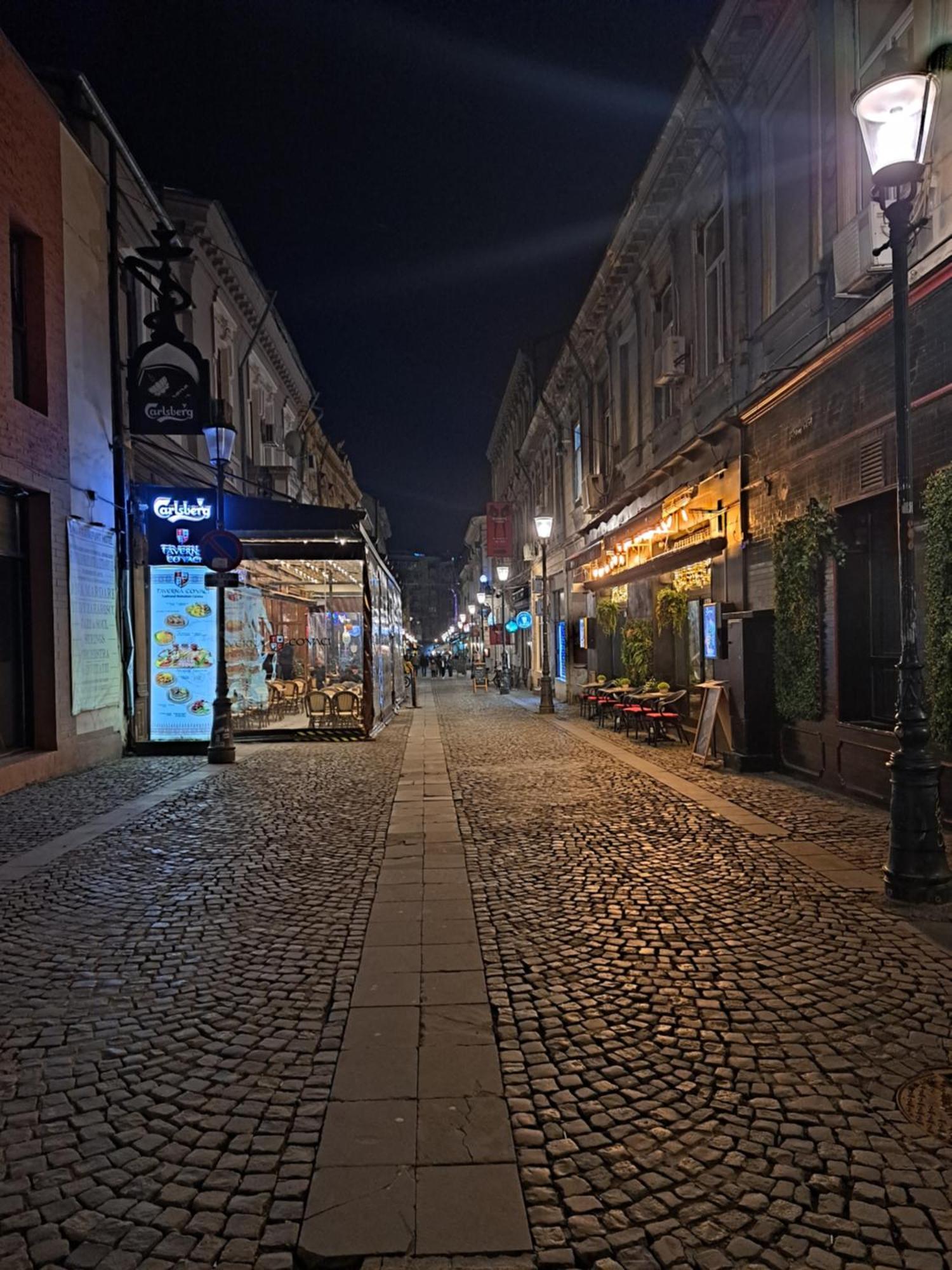 Appartamento Amytis Flat Old City Bucarest Esterno foto