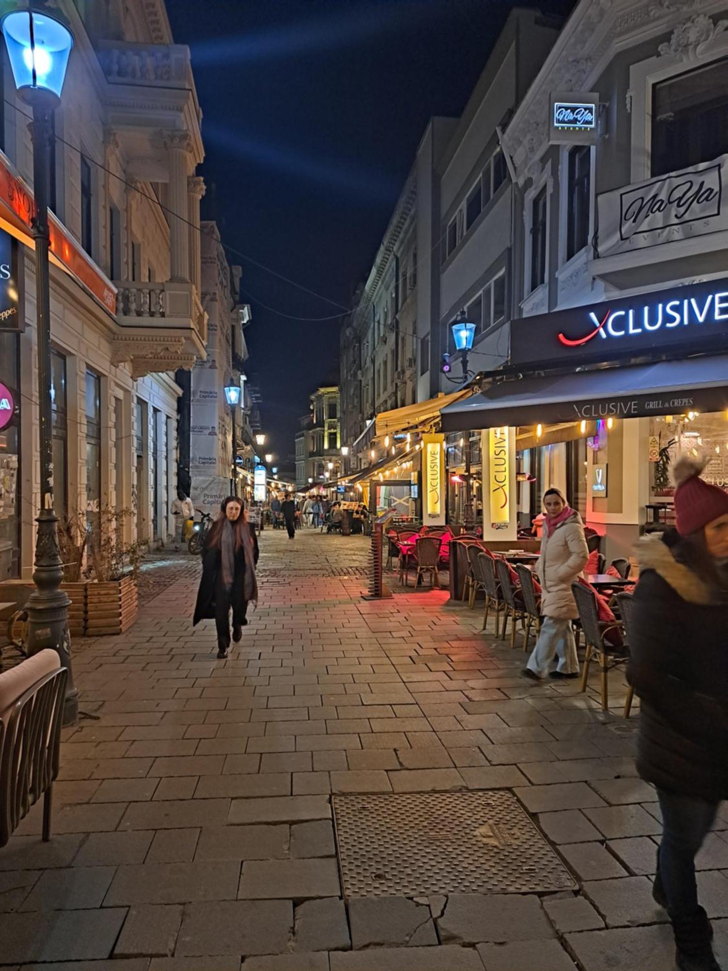 Appartamento Amytis Flat Old City Bucarest Esterno foto